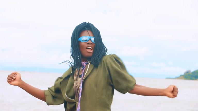 VIDEO | Rose Muhando – Ameanguka Tii / Amina