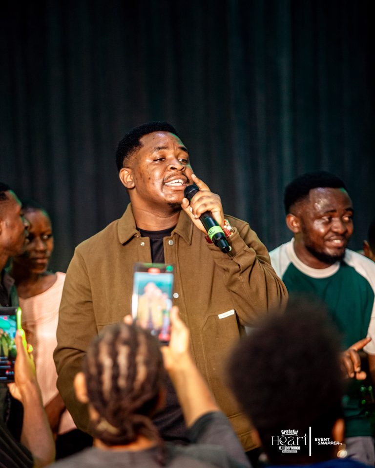 Yesu Hajasafiri | Download